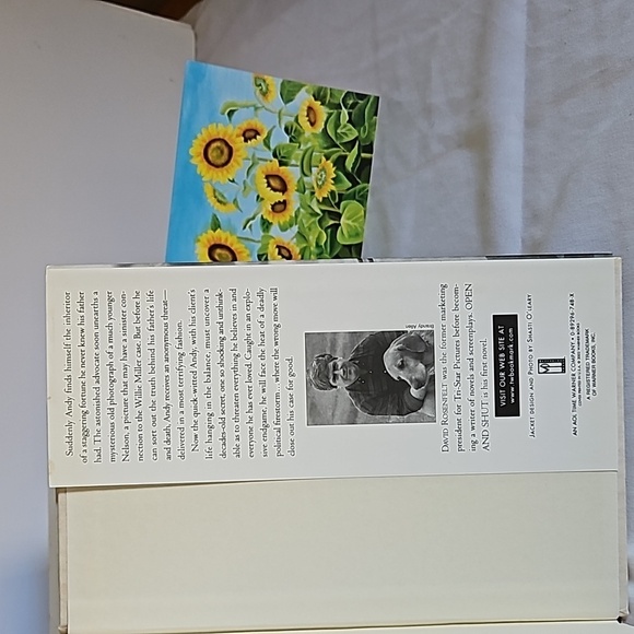 Open and shut a novel of David Rosenfelt Home Accent Cofffe table book - Picture 7 of 12